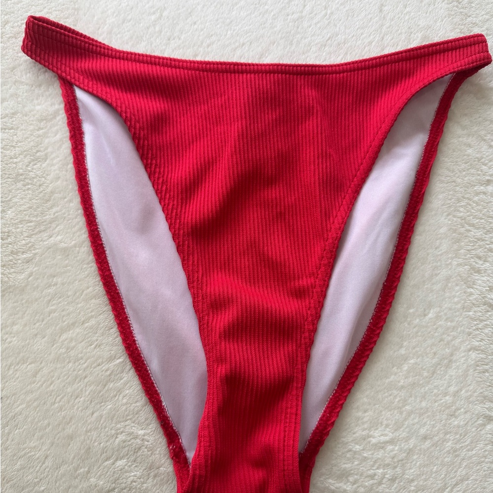 Red Bikini Set - Picture 3 of 5